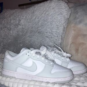 Wmns Dunk Low “Photon Dust” - Woman’s 5.5